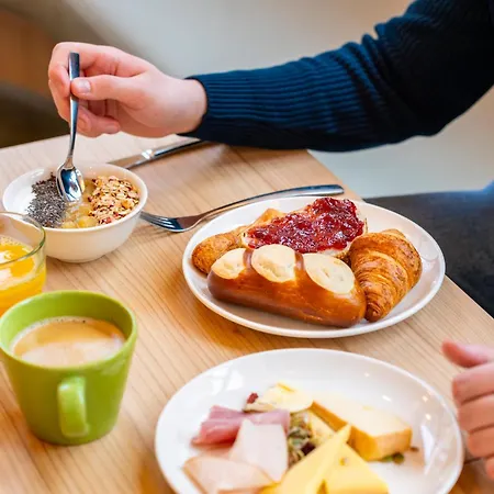 מלון Ibis Styles Centre Republique 3*