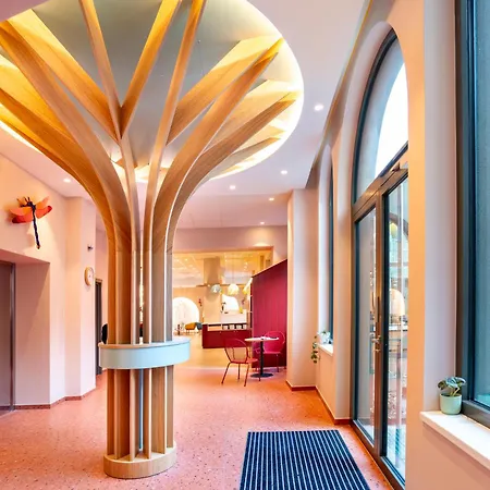 Ibis Styles Centre Republique 3*