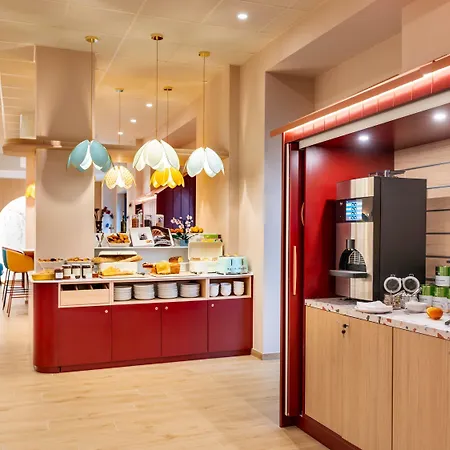 Ibis Styles Centre Republique 3*