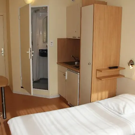 Hotel Ibis Styles Centre Republique 3*